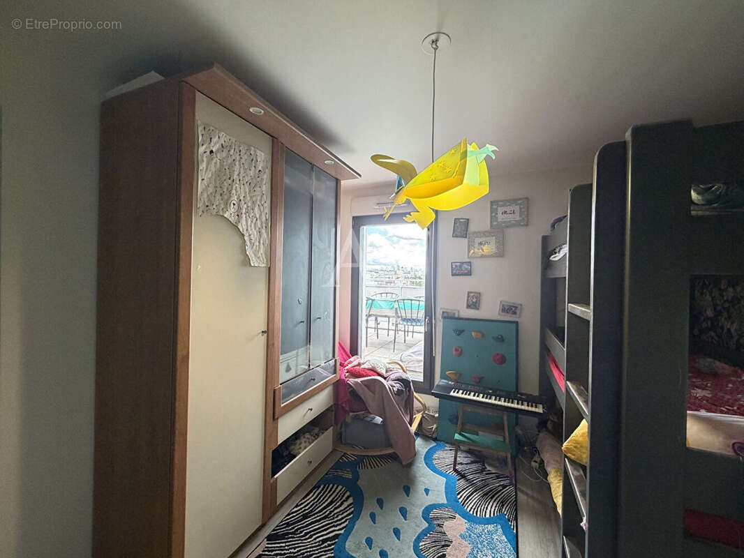 Appartement à AUBERVILLIERS