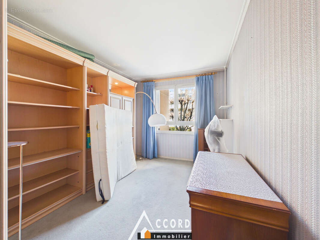 Appartement à SARTROUVILLE