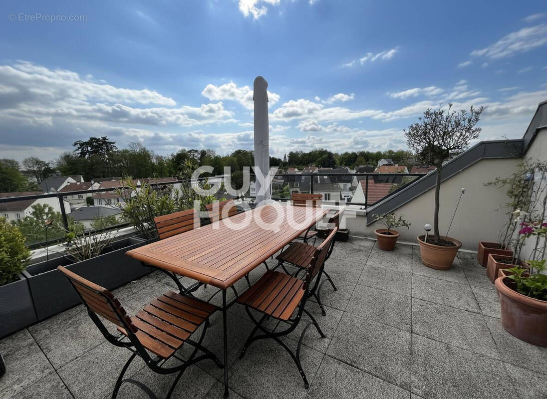 Appartement à OZOIR-LA-FERRIERE