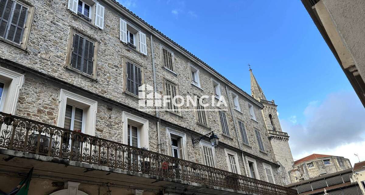 Appartement à DRAGUIGNAN