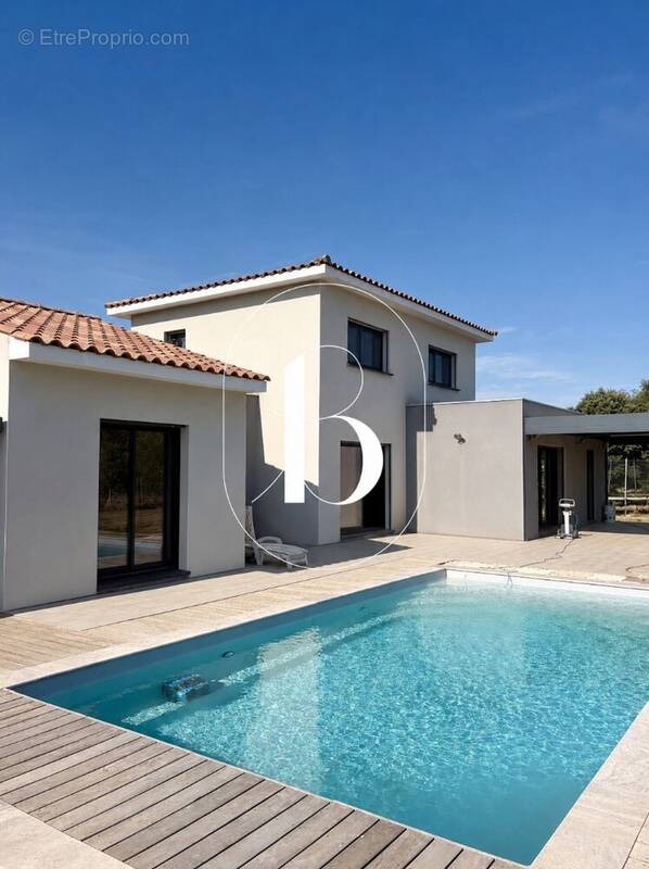 Maison à SAINT-QUENTIN-LA-POTERIE