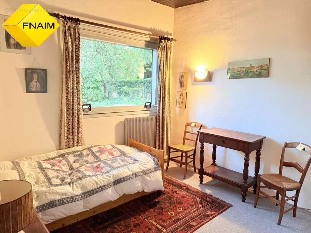 Maison à SAULX-LES-CHARTREUX