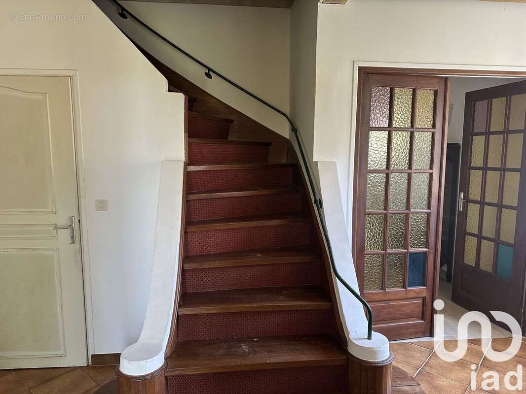 Photo 3 - Maison à SAINT-LEON-SUR-VEZERE