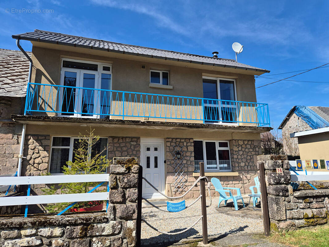 Maison à CHAVANAC