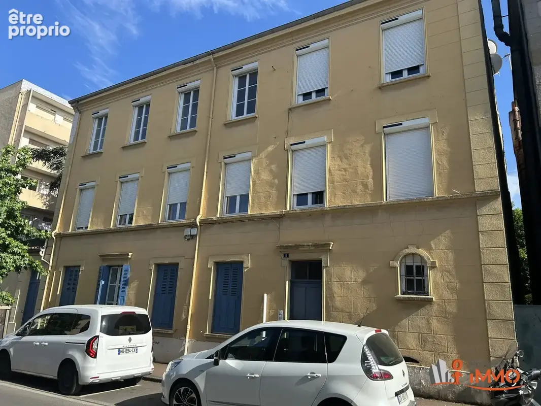 Appartement 4 pièces 54 m² à vendre à Montbrison (42600) - photo 2