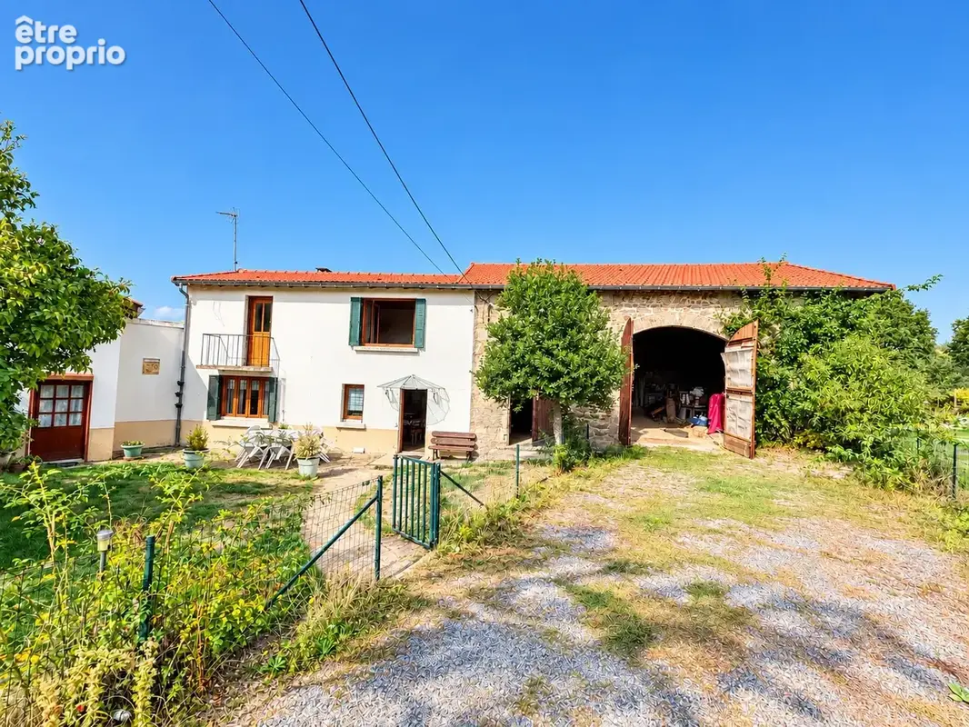 Photo Maison à La Guillermie au prix de 100 000€