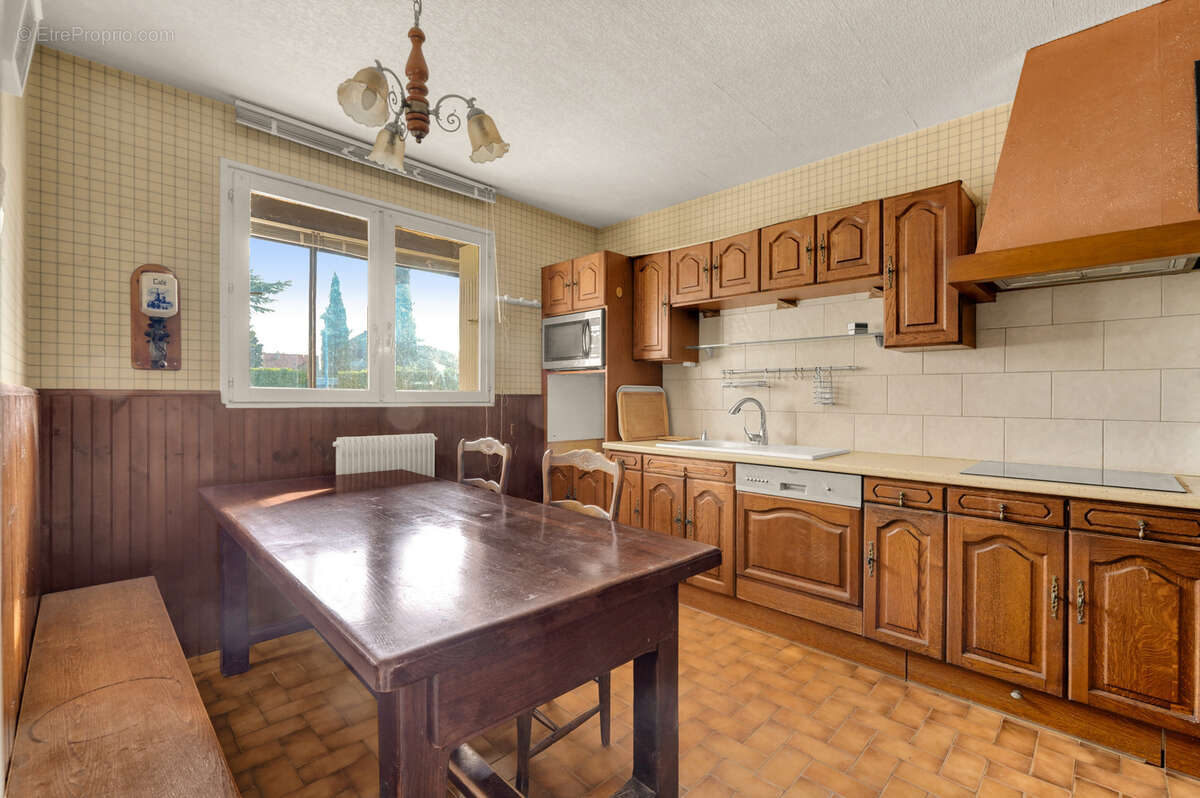 Maison à CASTELGINEST