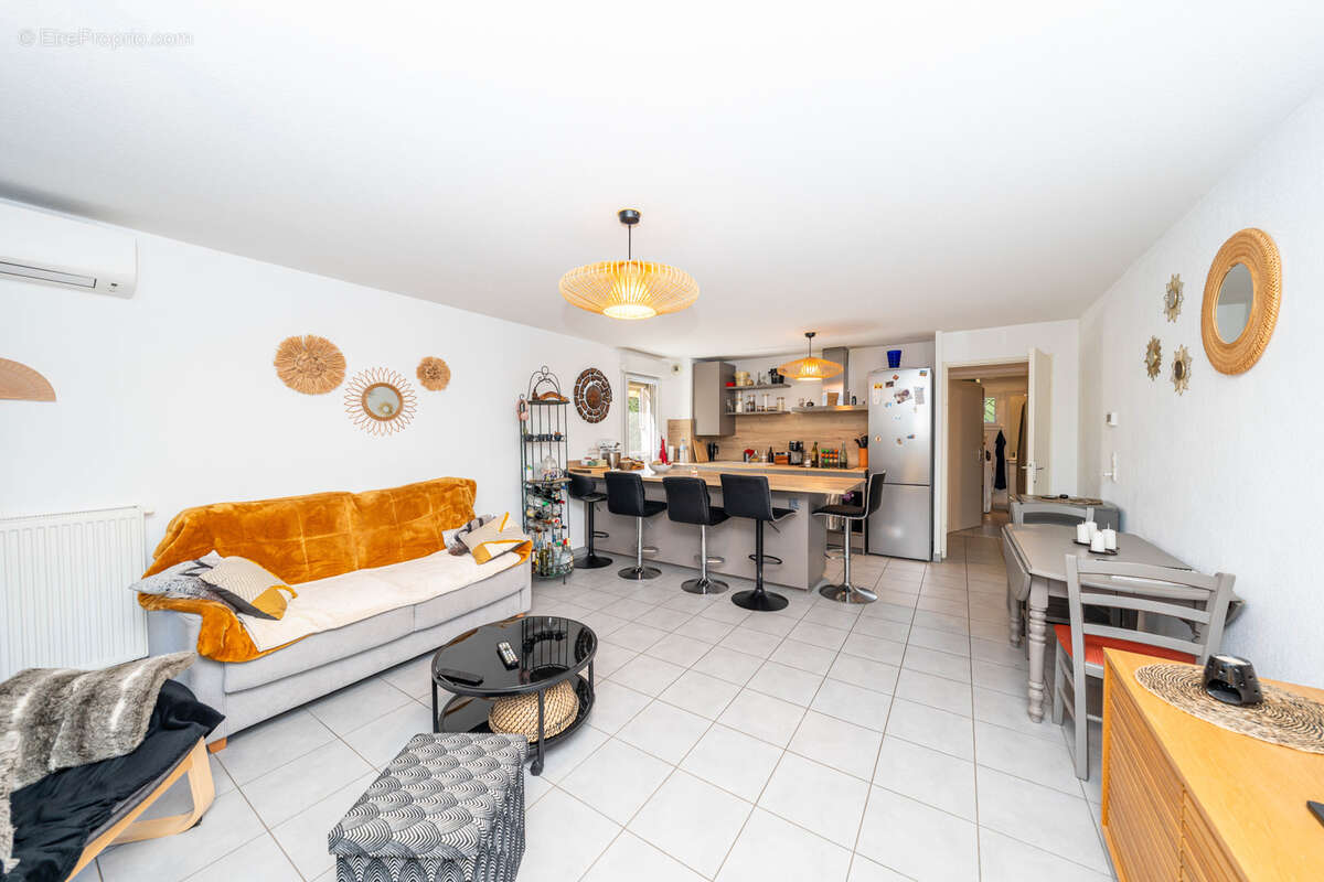 Appartement à LA COLLE-SUR-LOUP