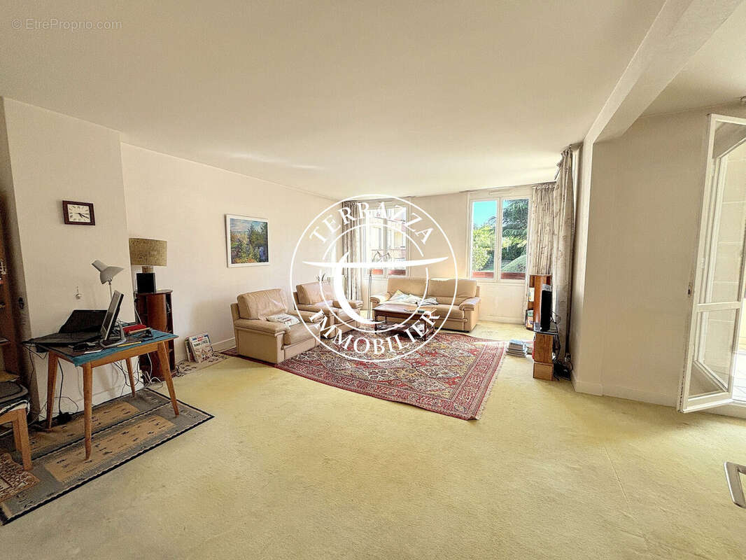 Appartement à LOUVECIENNES