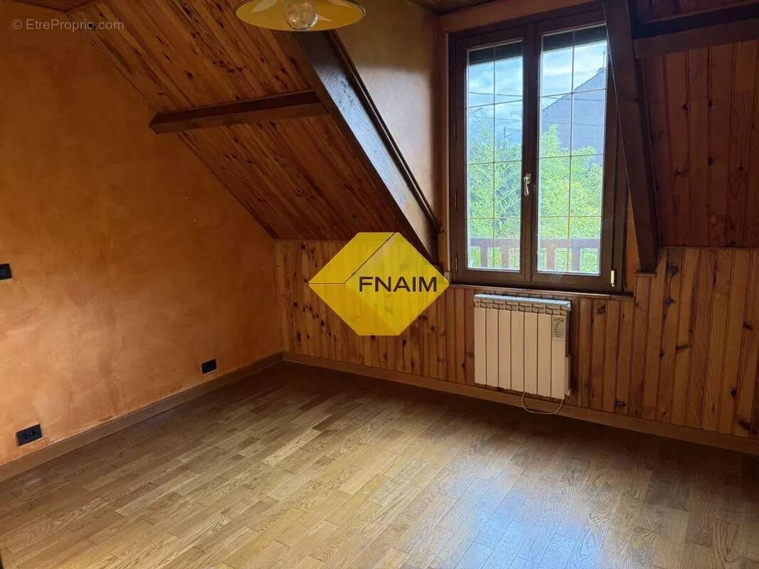 Maison à SAULX-LES-CHARTREUX