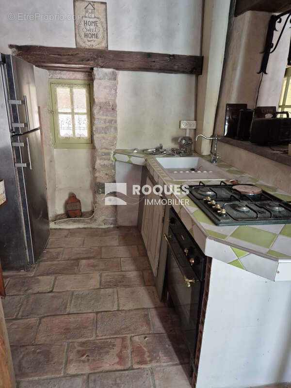A VENDRE, 15 minutes LE CAYLAR, sur le plateau du Larzac, maison de caractére à rénover avec dépendance et jar - photo 18