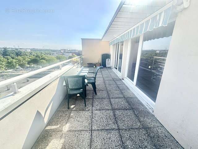 Appartement à BONNEUIL-SUR-MARNE