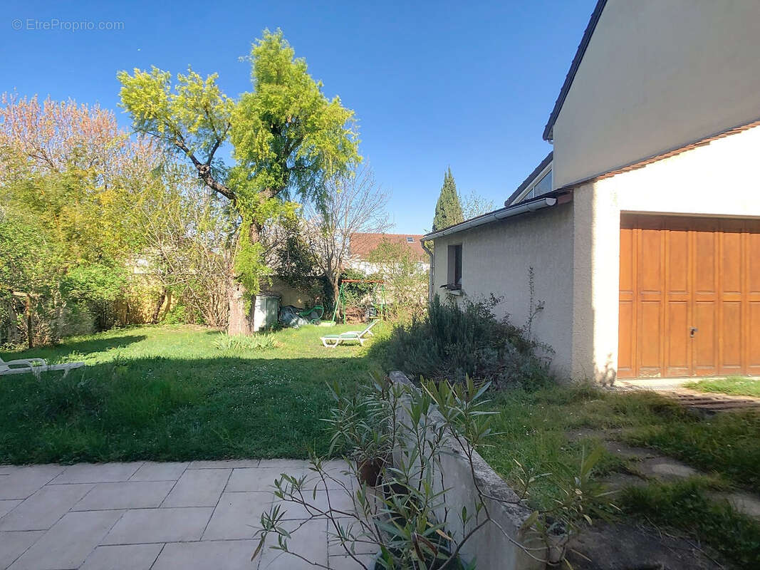 Maison à RUEIL-MALMAISON