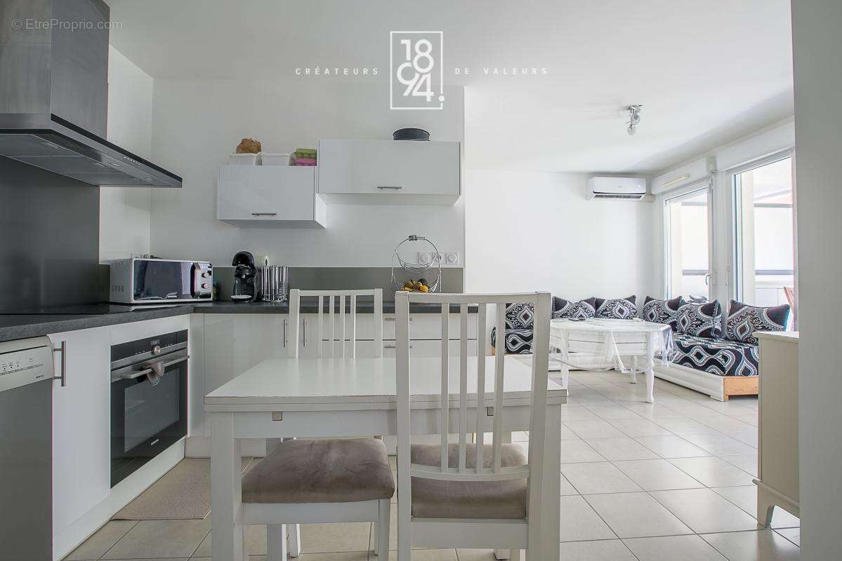Appartement à MARSEILLE-12E