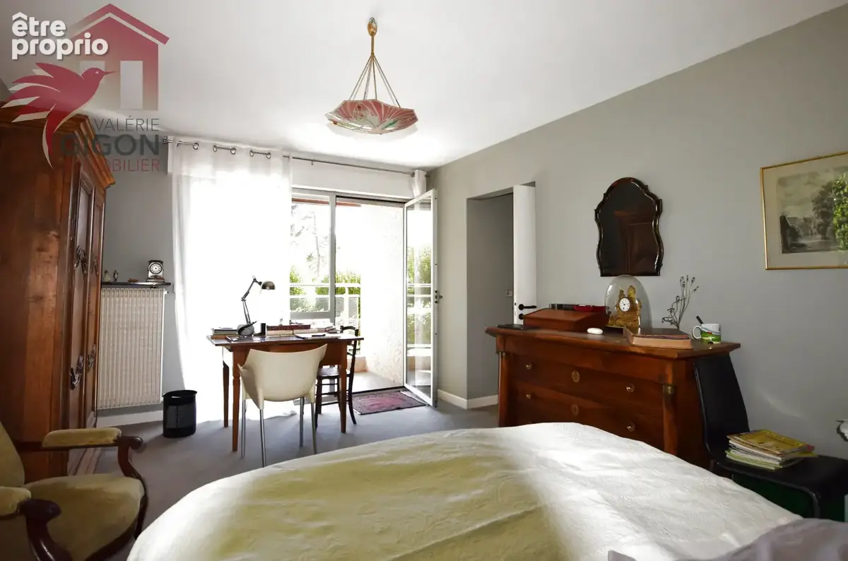 découvrez cette SUPERBE PROPRIETE CONTEMPORAINE, aux prestations haut de gamme, située dans un environnement v - photo 6