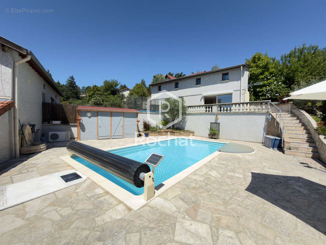 Viager occupé sur 10 ans Ensemble immobilier de 155 m2 à La Tour en Jarez (42580) - photo 2