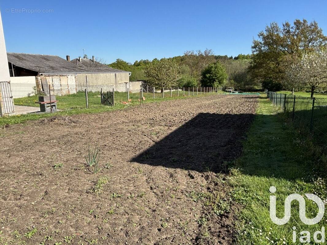 Photo 1 - Terrain à DESERTINES