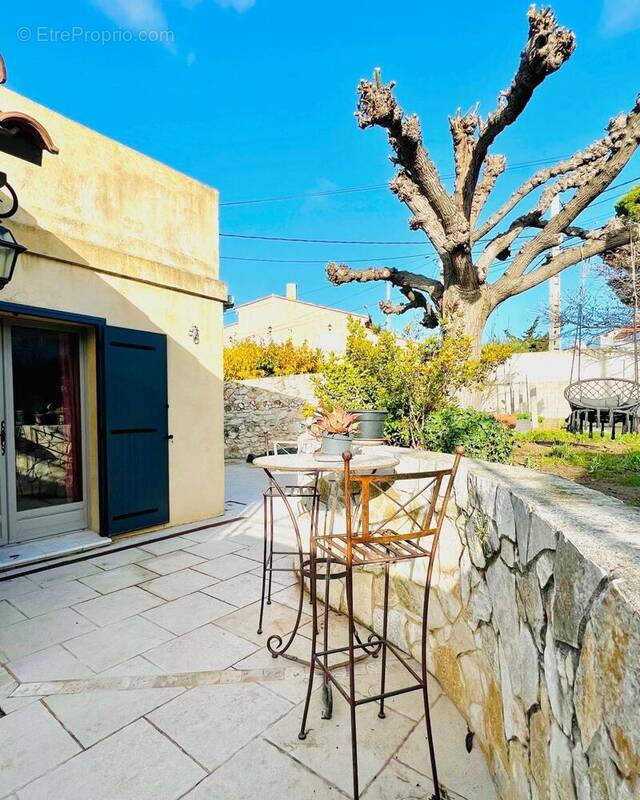 Photo 1 - Maison à MARSEILLE-15E