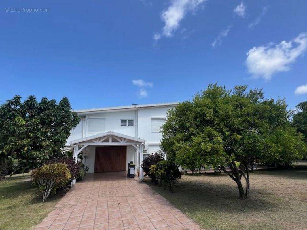 Maison à LE LAMENTIN