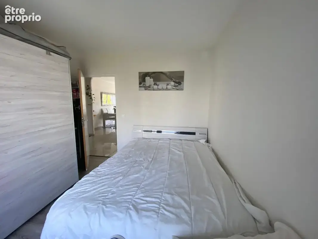 Appartement F3 dans résidence PIERRE FONTAINE - photo 14