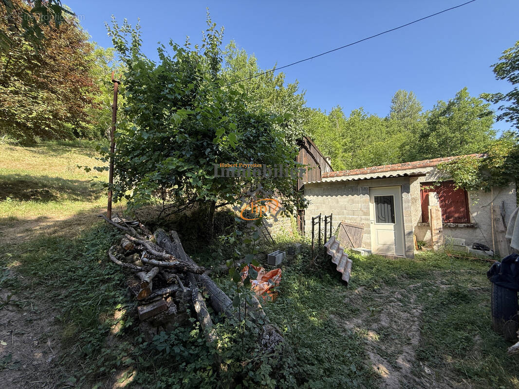 Maison à VERSOLS-ET-LAPEYRE