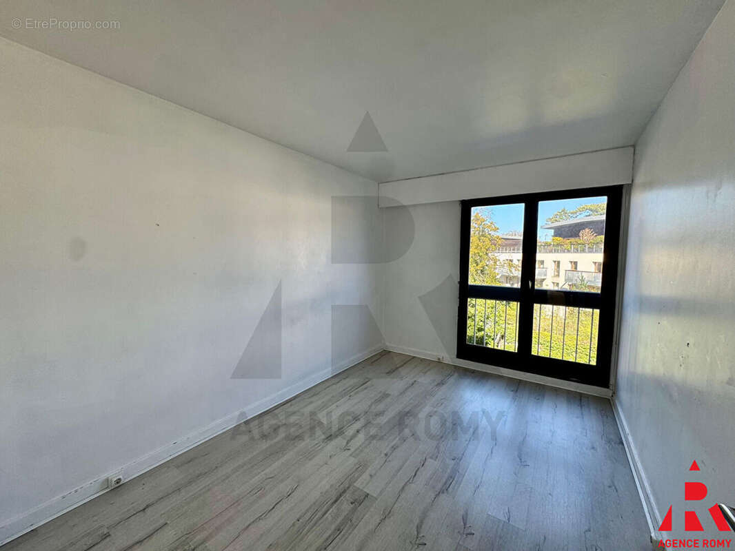 Appartement à VERSAILLES