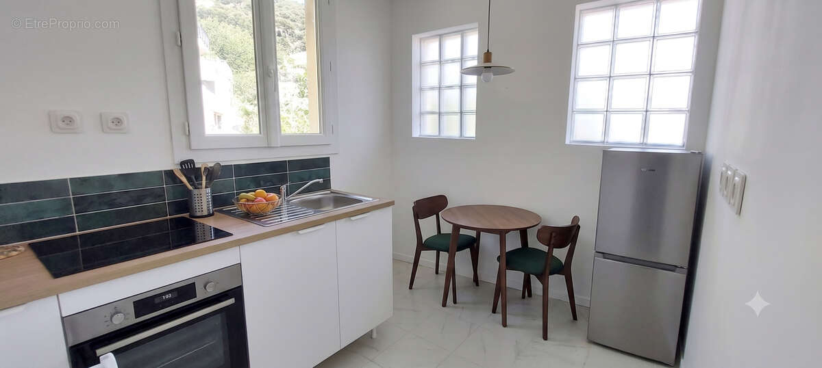 Toulon -  est  appartement dernier etage vue mer - photo 4