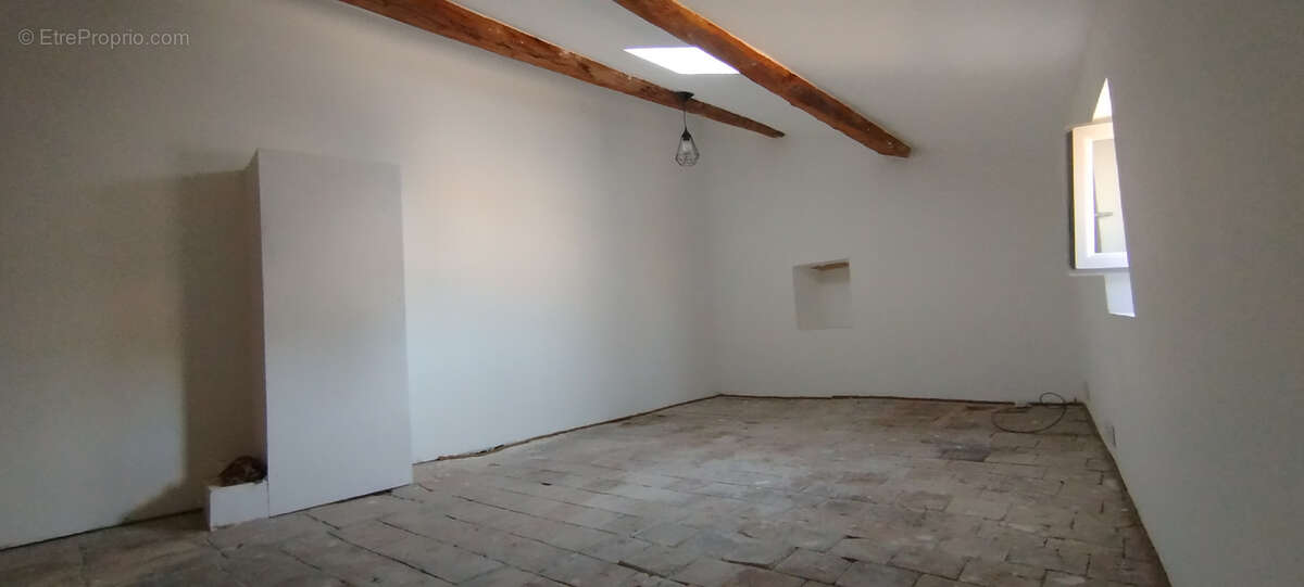 Maison de village 93m2 , 3 chambres , combles aménagés . - photo 3