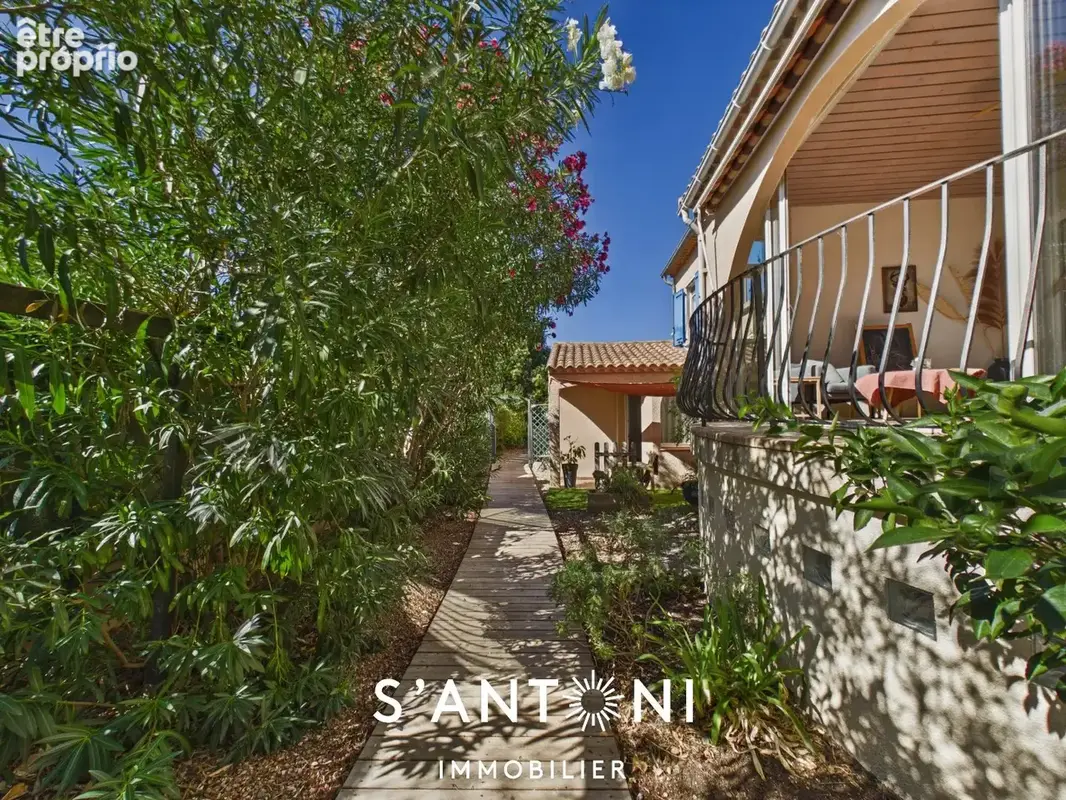 Pinet  villa 147 m²  piscine  1 020 m² de terrain  2 logements - photo 3