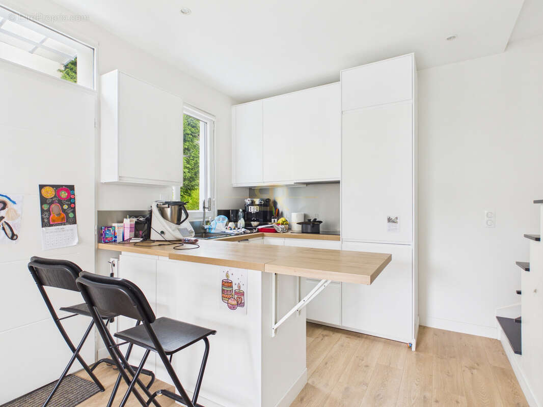 EXCLUSIVITÉ — Maison rénovée 58,89 m2 + studio indépendant, jardin et terrasse — Limite Paris / Joinville-le-P - photo 6