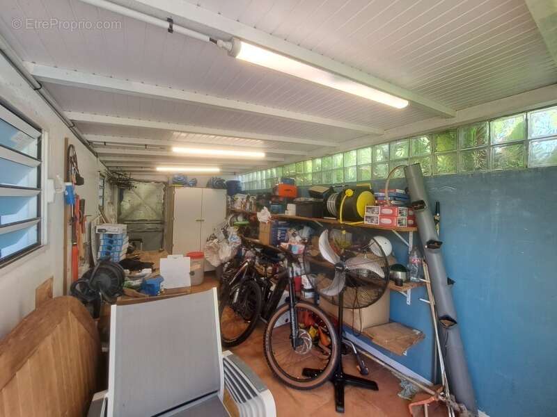 Maison à BAIE-MAHAULT