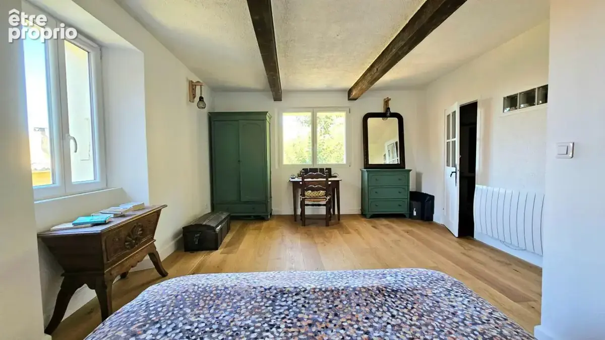 Maison de caractère rénovée avec goût . Vue panoramique .  Bargème (Var) - photo 11