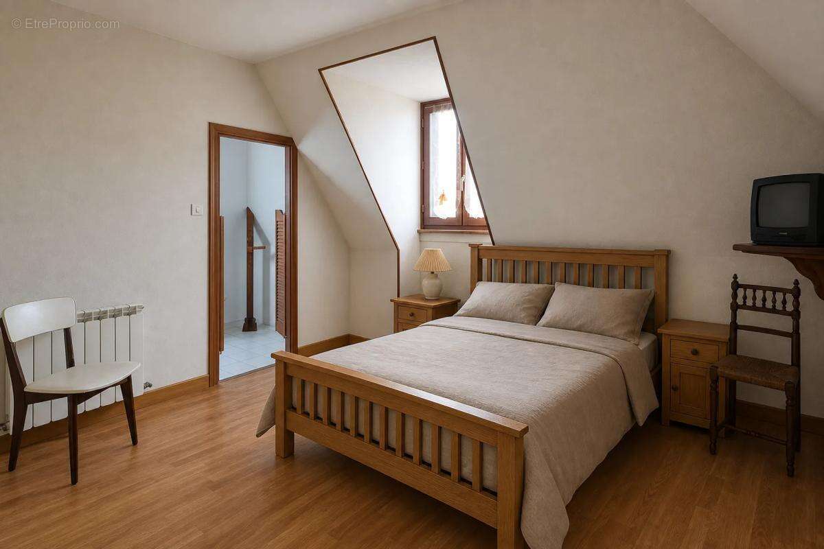 Maison à MARQUAY
