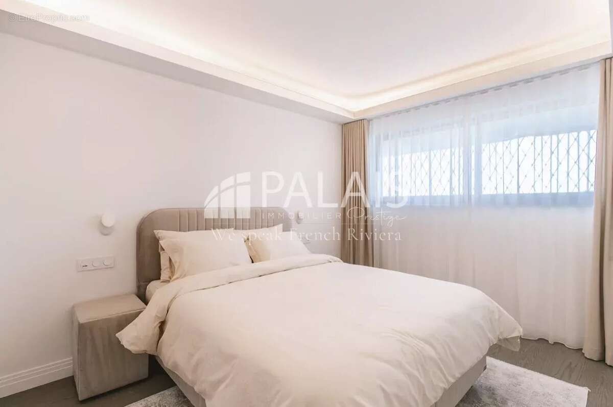 Appartement à VILLENEUVE-LOUBET