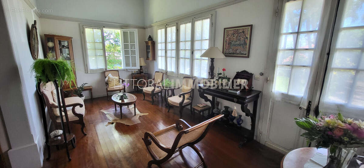 Maison à SAINT-BENOIT