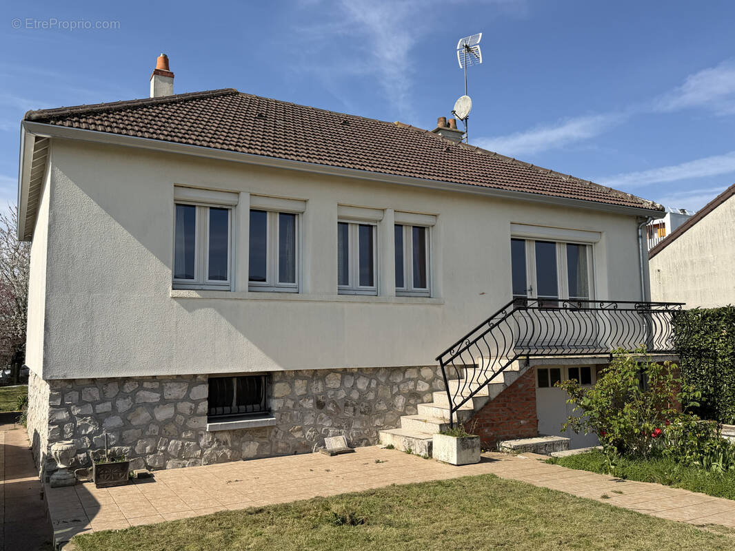 Maison à CHATEAUDUN