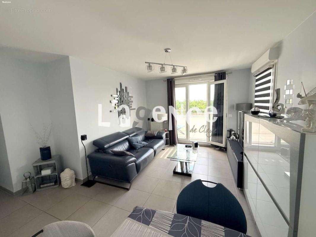 Appartement à CLAYE-SOUILLY
