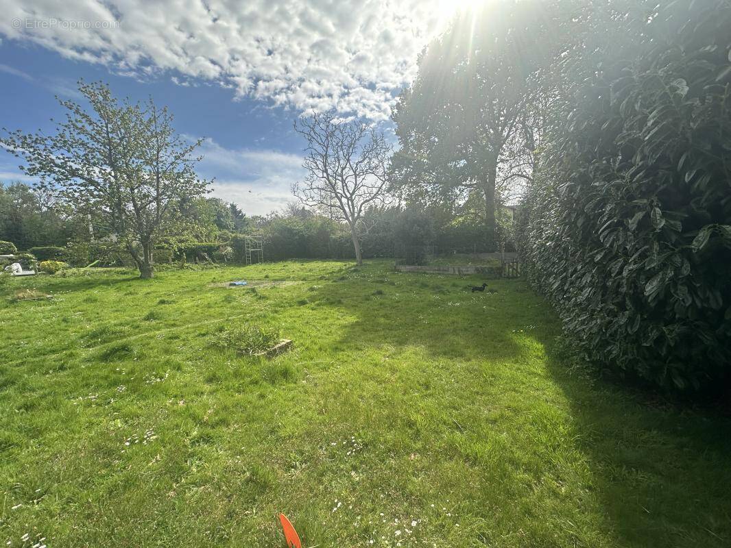Terrain à TROUVILLE-SUR-MER