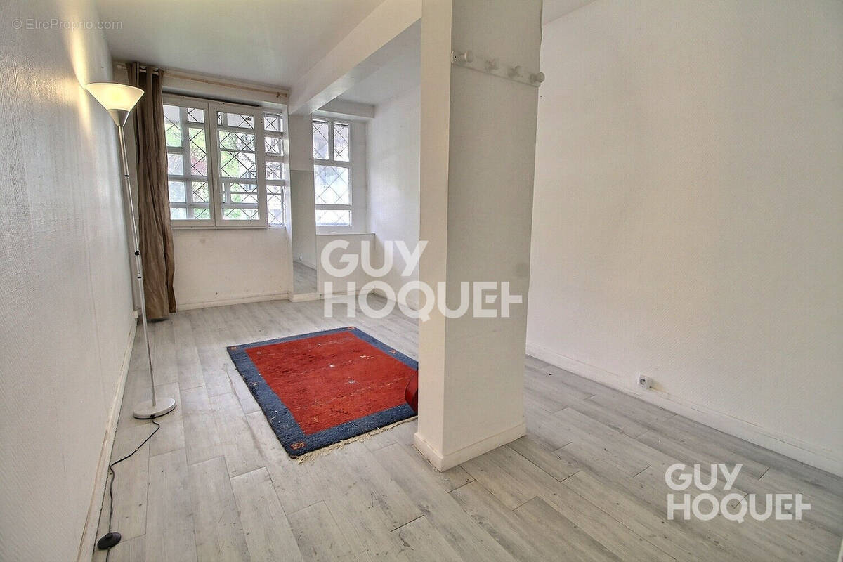 Appartement à CHAVILLE