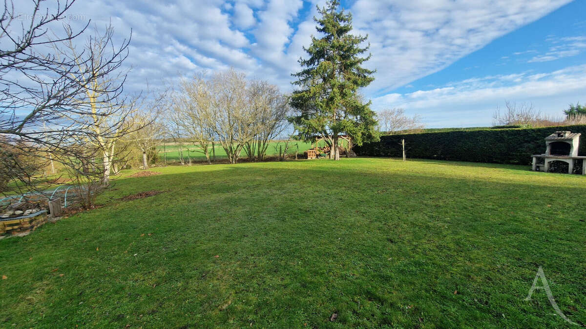 Maison à PERDREAUVILLE