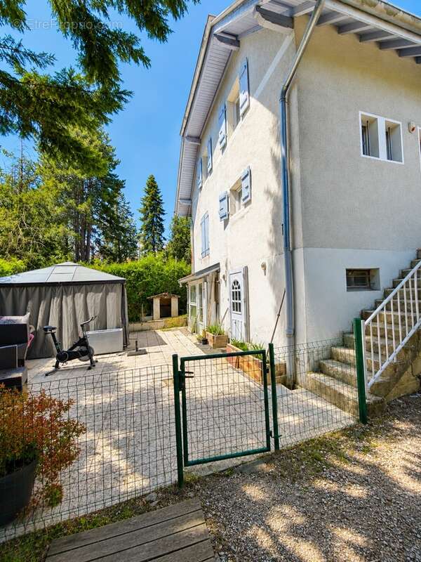 Maison à vendre 5 pièces ANNEMASSE (74) - photo 5