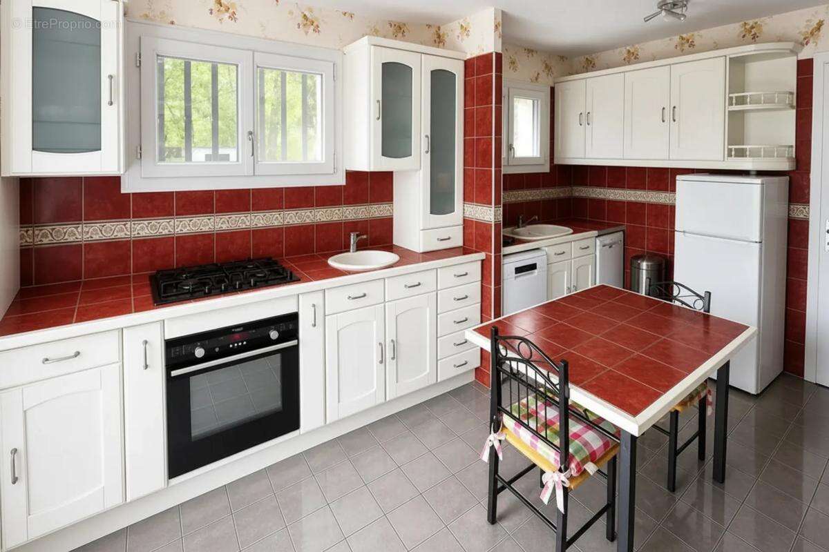 Maison de 230 m² avec terrasse et vue panoramique - photo 8