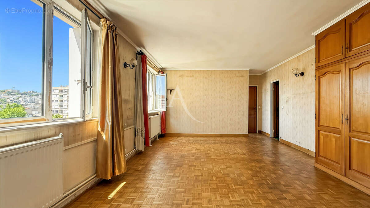 Appartement à BOULOGNE-BILLANCOURT
