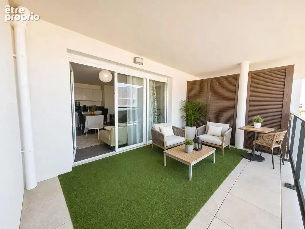  EXCLUSIVITÉ  Superbe T3 avec grande terrasse , garage fermé  et résidence de standing à Montpellier Sud - photo 2