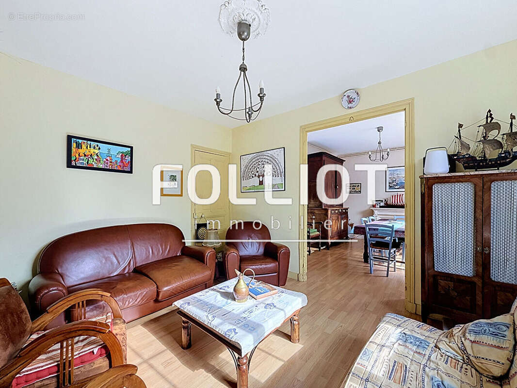 A vendre Maison 6 pièces à Saint-Pair-sur-Mer - Réf. 145972 - photo 7