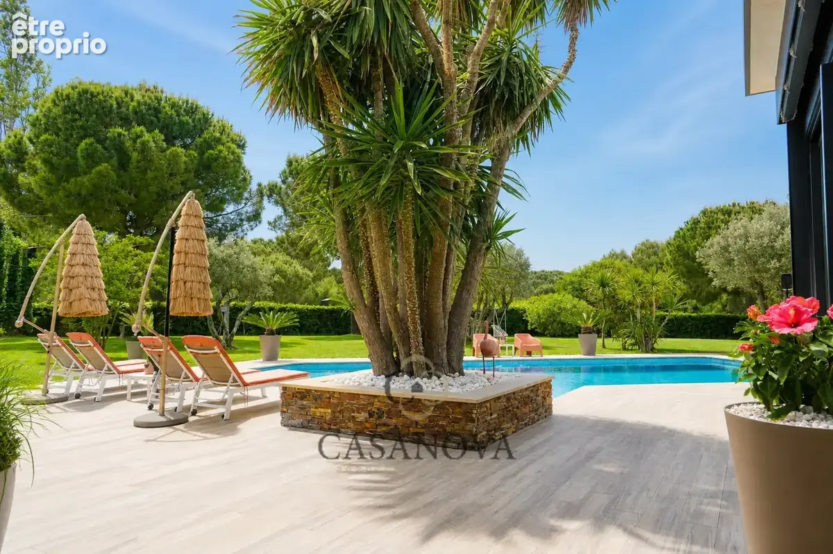 Propriété de 351 m² avec piscine et terrain de 7 310 m² aux portes de Montpellier - photo 8