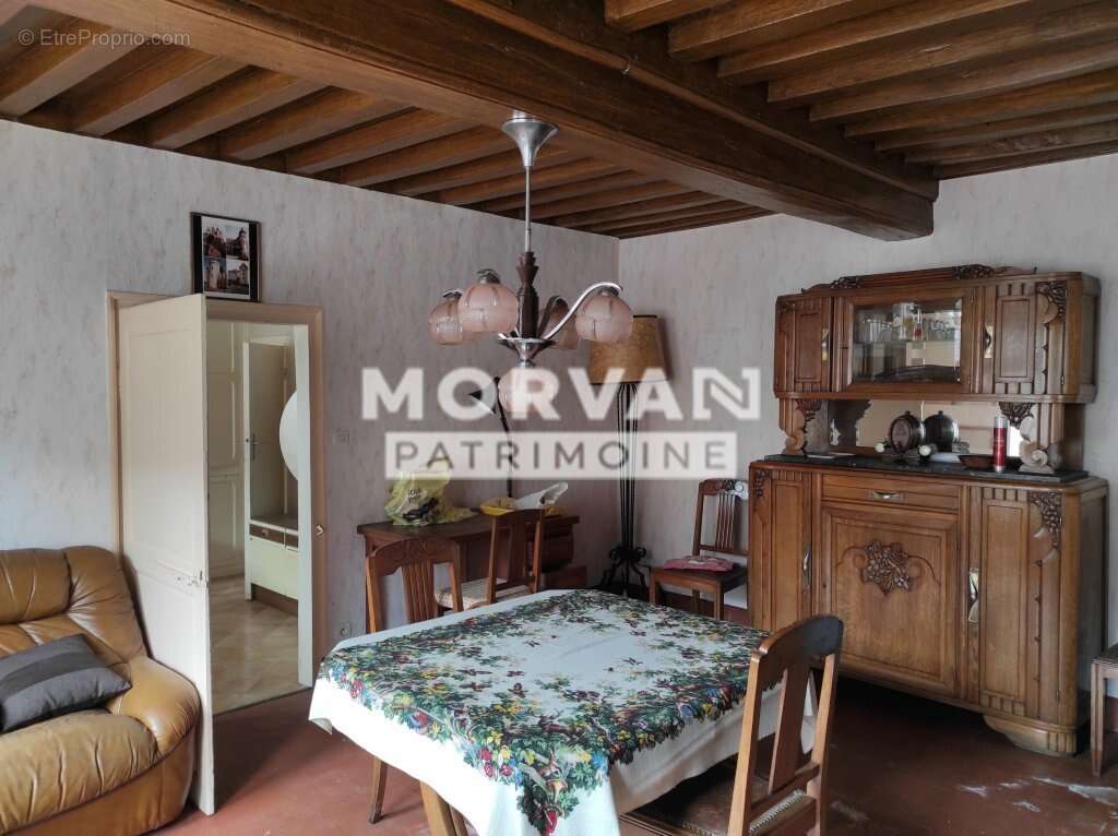 Maison à CHATEAU-CHINON(VILLE)