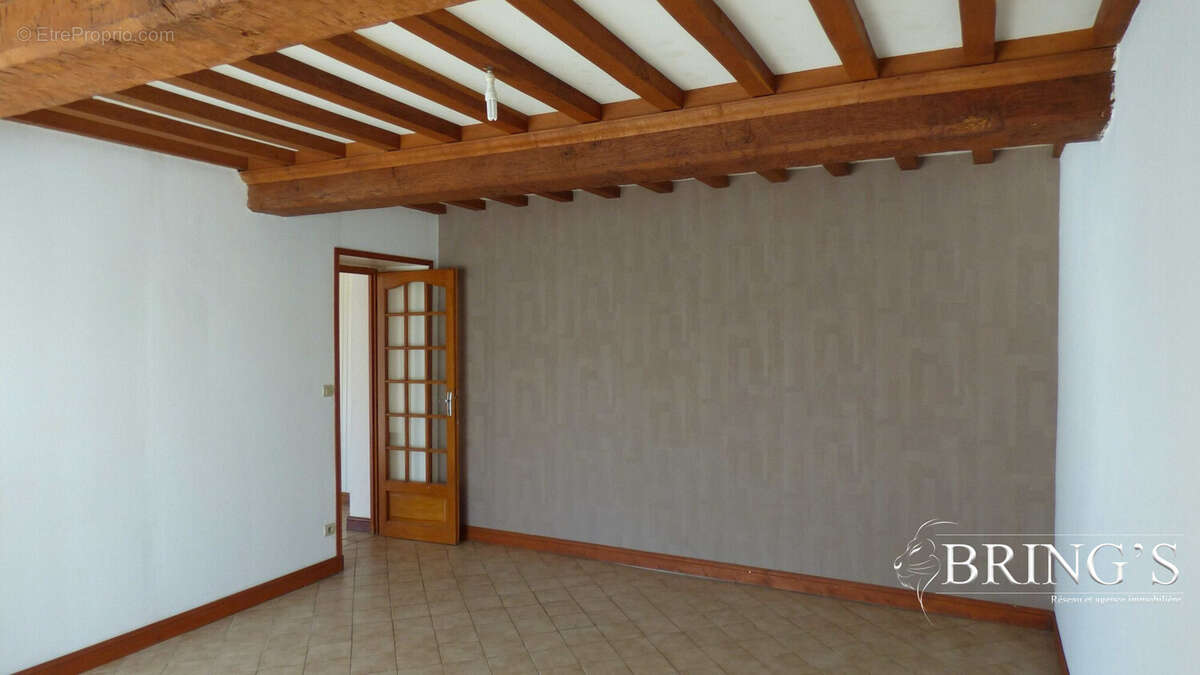 Maison à SAINT-SAUVEUR-LENDELIN