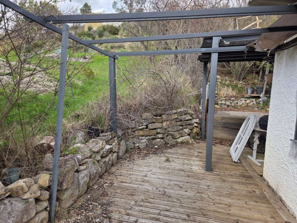 Autre à LA MOTTE-CHALANCON