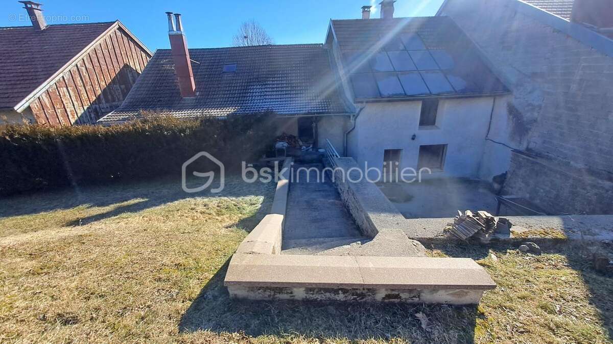 Maison à LA CHAUX-DU-DOMBIEF